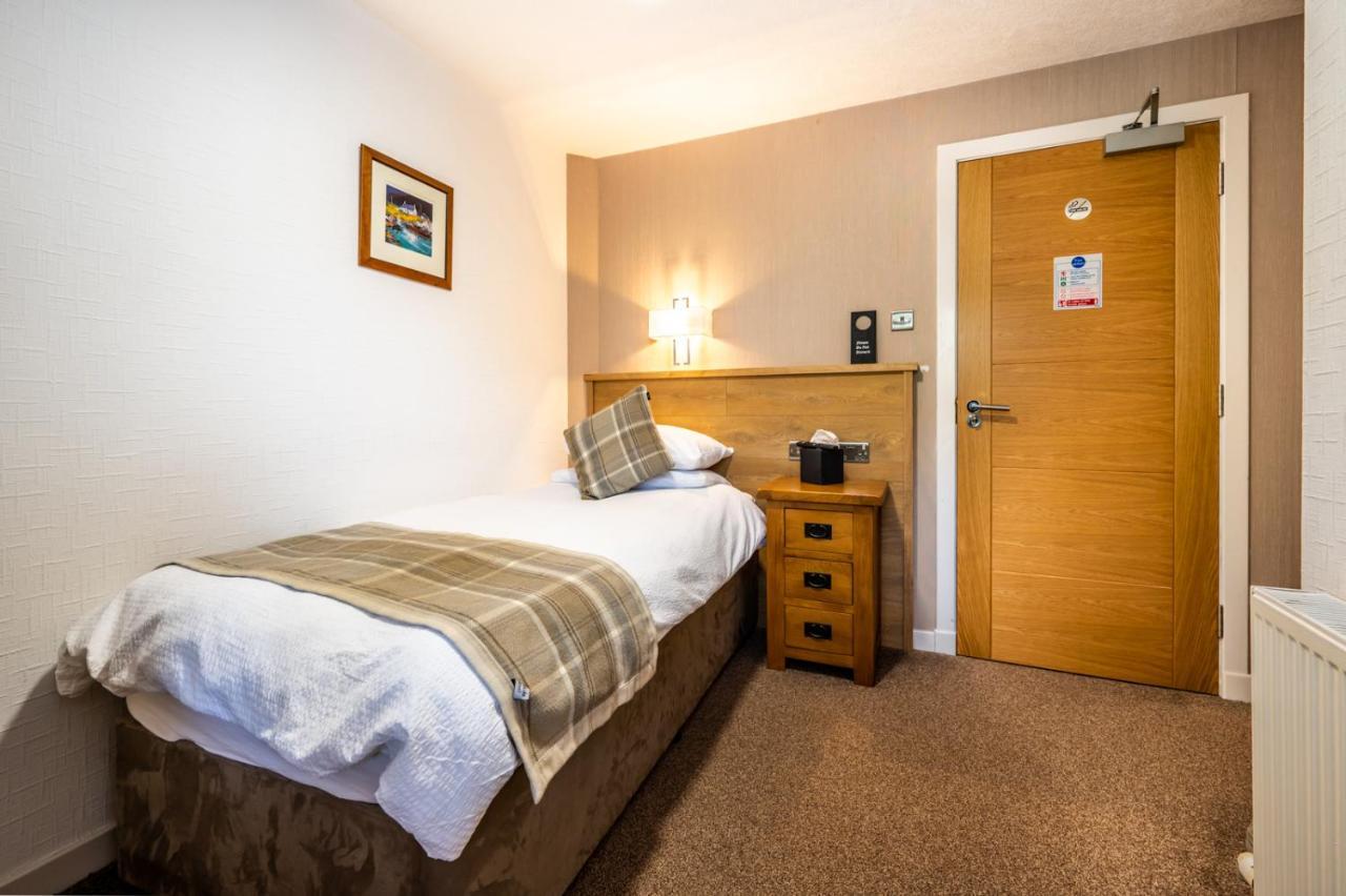 Single Room with Bathroom